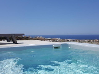 Aplada Suites Santorini