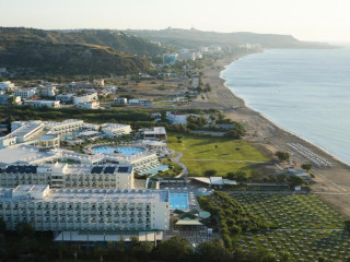 APOLLO BEACH HOTEL