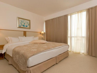 APOLLO GOLDEN SANDS