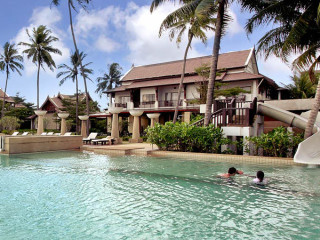 Apsara Beachfront Resort and Villa