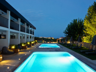 Aqua Bay