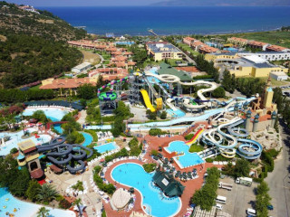 AQUA FANTASY HOTELS &  AQUAPARK