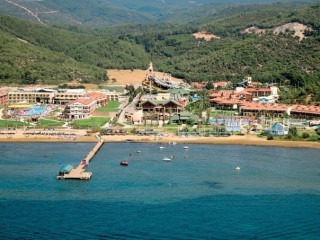 AGAPI BEACH RESORT