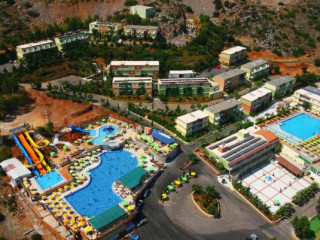 AQUA SUN VILLAGE