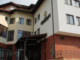 ARBANASSI PARK HOTEL