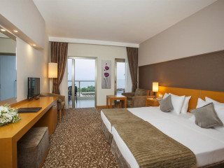 ARCANUS SIDE RESORT