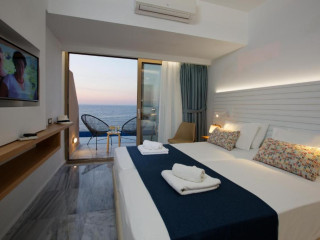 Archipelagos Hotel