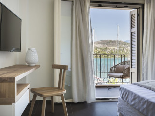 Argostoli Marina Suites