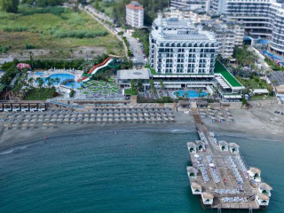 Aria Resort and Spa