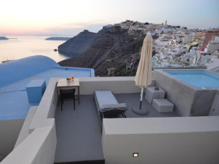 Aria Suites & Villas