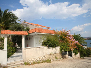 ARIS VILLAS