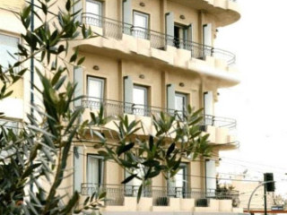 Ariston Hotel