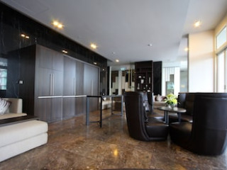 ARIVA IVY SERVIZIO THONGLOR SERVICED APARTMENT