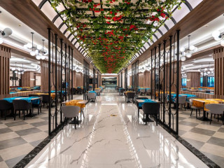 RADISSON BLU HOTEL AND RESORT ABU DHABI CORNICHE