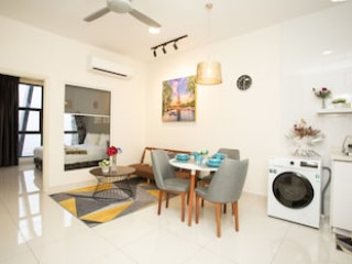 ARTE MONT KIARA BY PSM LUXURY SUITES