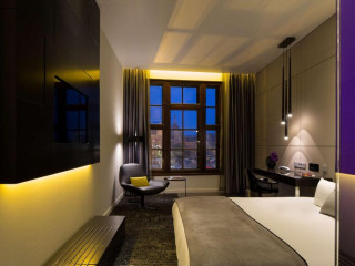 art'otel Amsterdam powered by Radisson Hotels