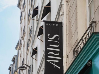 Artus Hotel