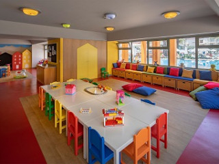 ARUM BARUT COLLECTION