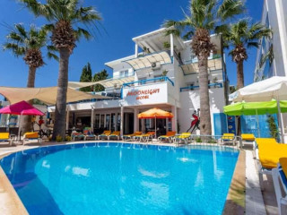 Kalogria Beach Hotel
