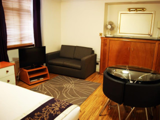 Aspen Apartments