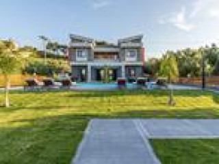Assos Luxury Villas
