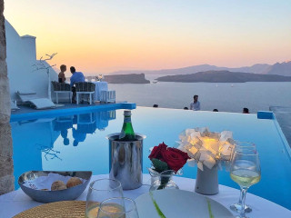 Astarte Suites Santorini