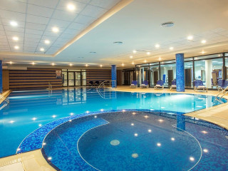 AMON HOTEL