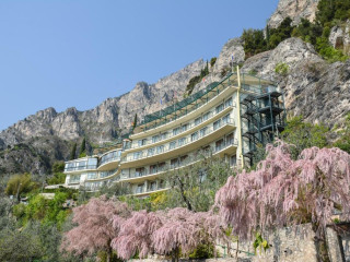 Astor Hotel