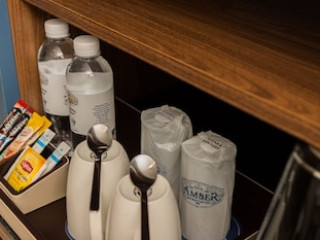 AT MIND EXECUTIVE SUITES (SHA)