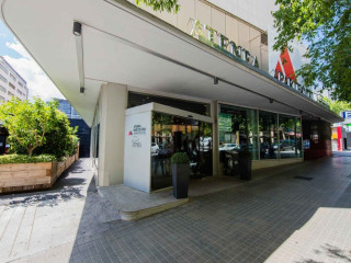 Atenea Barcelona Aparthotel