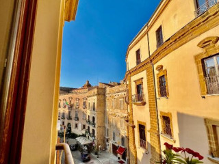 Atenea Luxury Suites