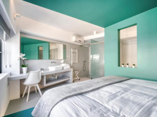 Athens Color Cube Luxury Apartments