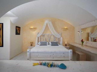 Athermi Suites - Adults Only