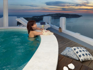 Athermi Suites Santorini