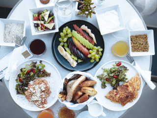 Athina Luxury Suites