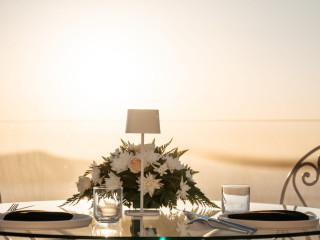 Athina Luxury Suites