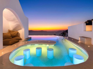 Athina Luxury Suites