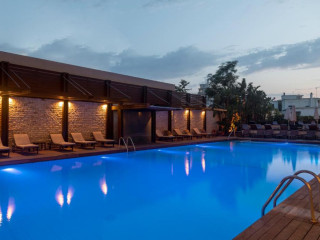 Athineon Hotel