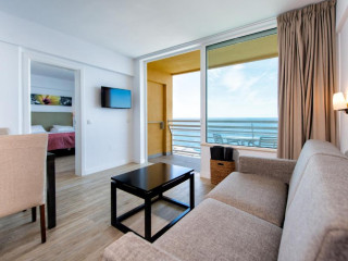 Atlantic Holiday Hotel