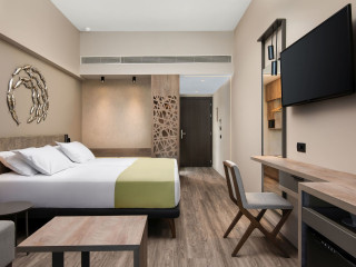Atlantica Amalthia Beach Hotel (Adults Only 18+)