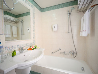 ATRIUM AMBIANCE HOTEL Adults only 14+