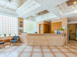 Atrium Hotel