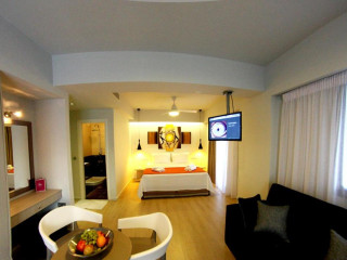 Aura Boutique Hotel