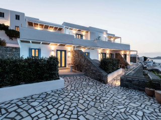 Aura Suites Paros