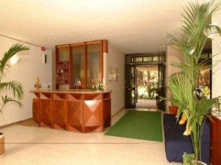 AURHOTEL
