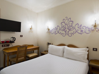 Aurore Hotel