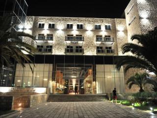 Avala Resort & Villas