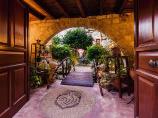 Avalon Boutique Suites