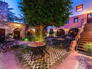 Avalon Boutique Suites