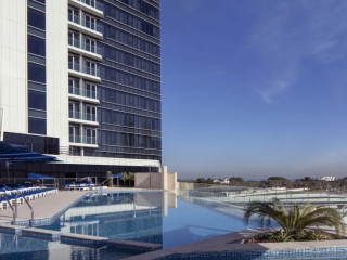 Avani + Palm View Dubai Hotel & Suites